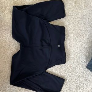 Lulu lemon Black Capri 2 new